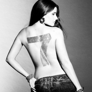 Nelly Furtado - Take Me Down