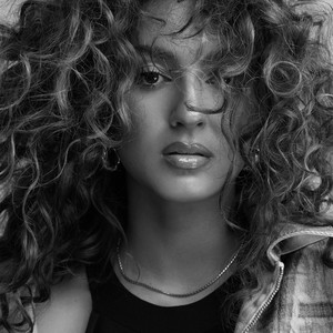 Tori Kelly & Pink Sweat$ - Beautiful War